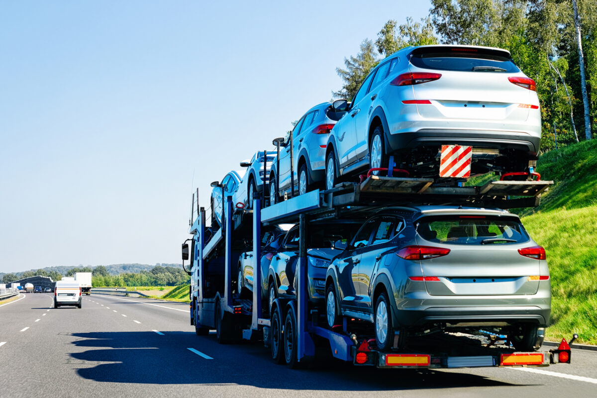 kamari-logistics-freight-car-hauler